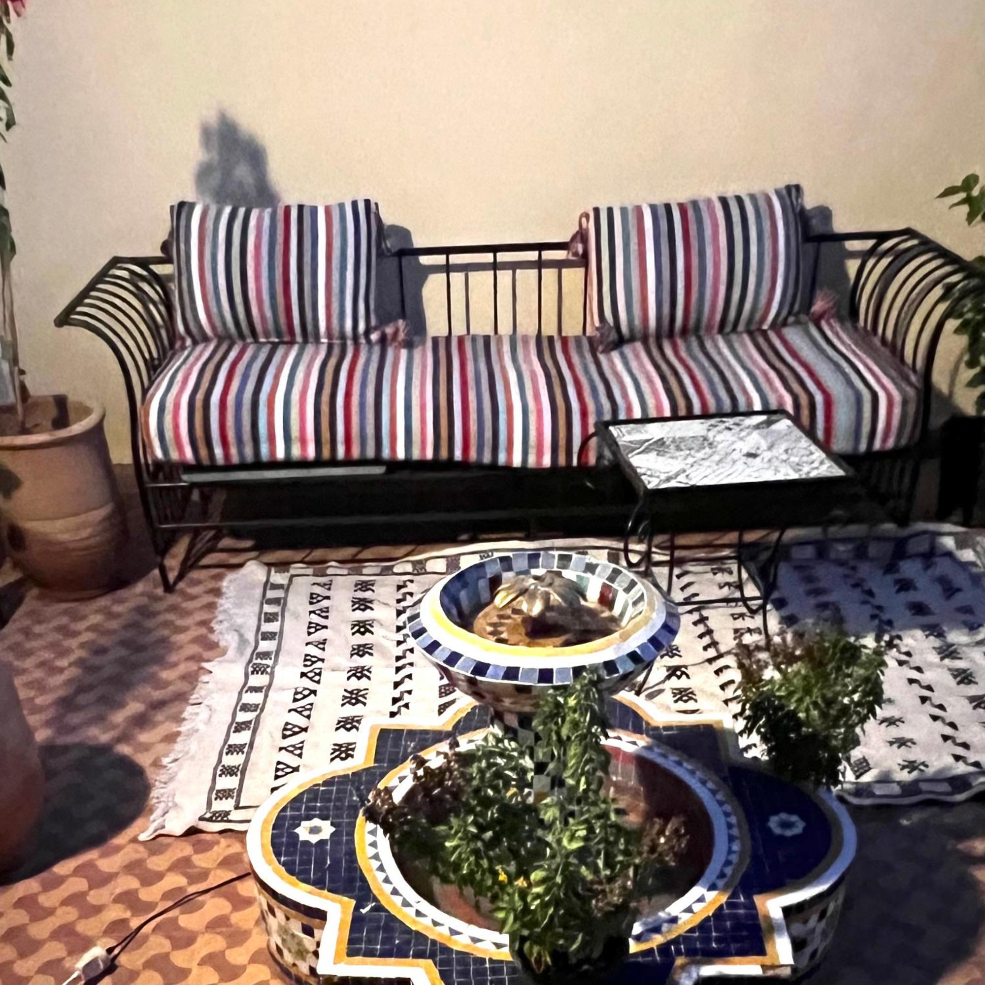 Appartement Proche Aeroport, Dar Nahila Marrakesh Exterior foto